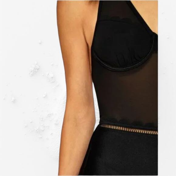 (50% OFF) NWT TED BAKER Kesia Scalloped Mesh Swimsuit Black 32 C/D - Picture 4 of 10